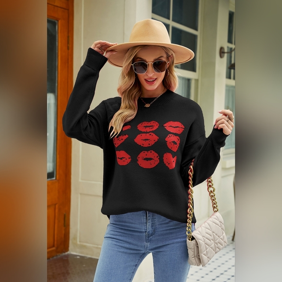 Women's Contrast Lip Pattern Round Neck Slit Sweater - Picture 2 of 3